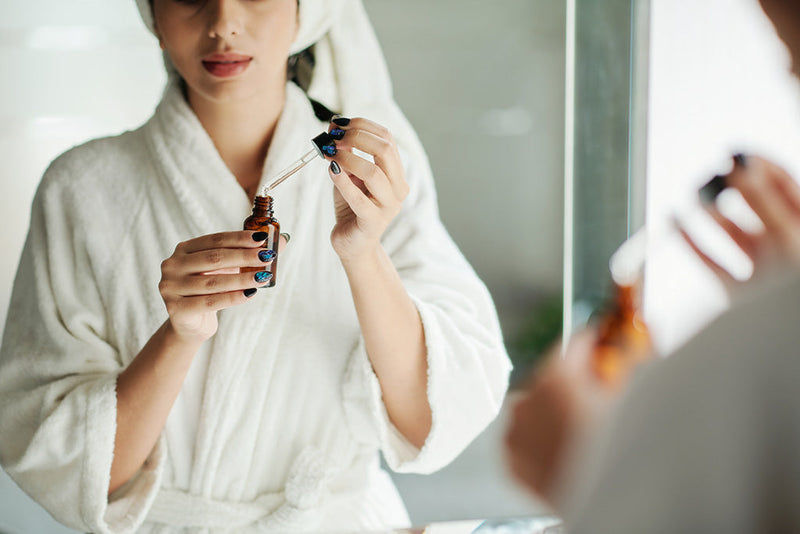 Can I Use Vitamin C and Niacinamide Together?