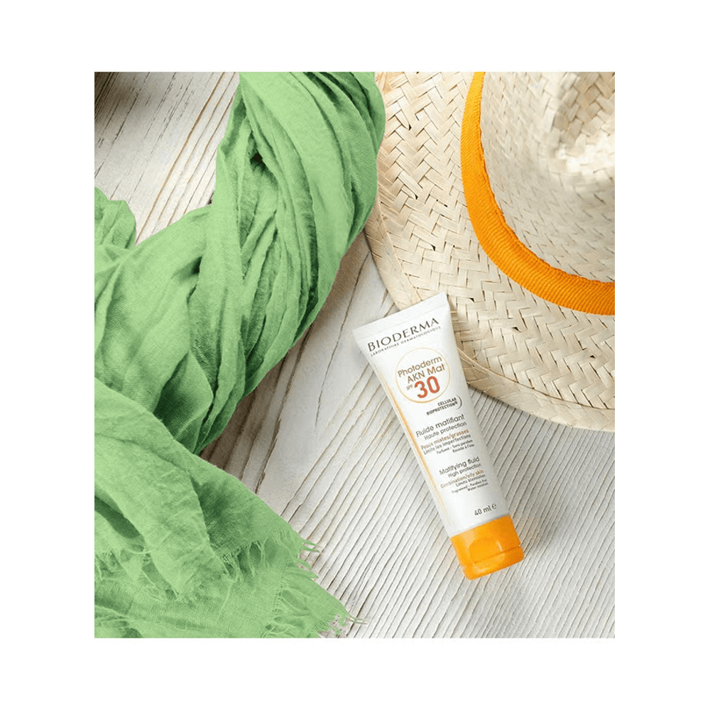Bioderma Photoderm AKN Matifying Sunscreen Fluid SPF 30 - 40ml, Sunscreen