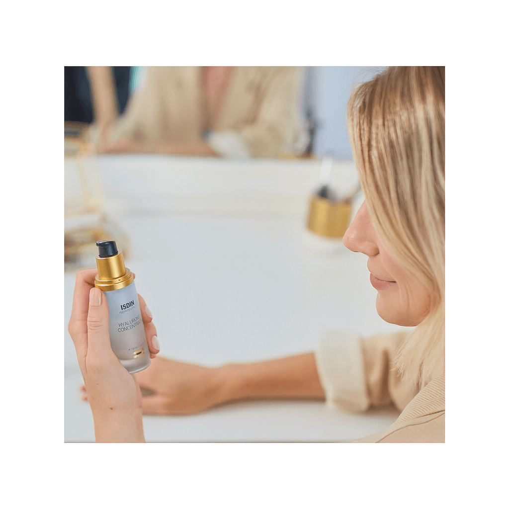 ISDIN Isdinceutics Hyaluronic Concentrate Serum - 30ml, Face Serums