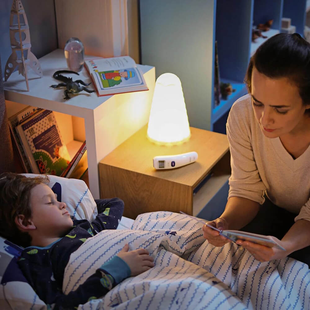 Contactless digital thermometer for home or clinical use – OMRON 720