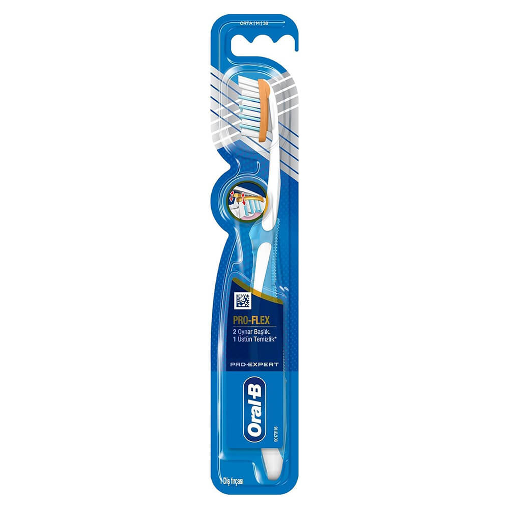 Oral-B Pro-Flex 38 Medium Toothbrush – dual-flexing sides