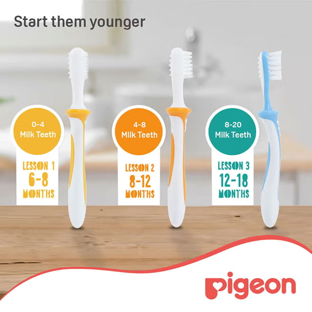 Pigeon Baby Training Toothbrush Lesson 3 - 12M+, Toothbrushes